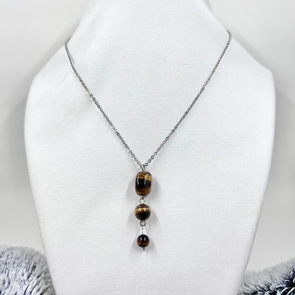 Up-Cycled - Tigers Eye Graduated Pendant Shiny Silver Tone 16” Chain Necklace - Picture 3 of 6